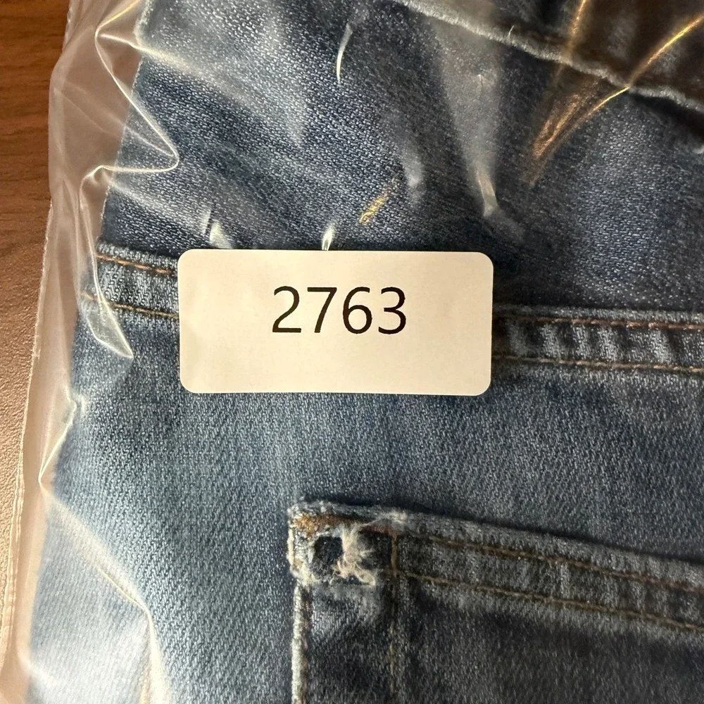 Lucky Brand 221 Original Straight Jeans Mens 34x32 Blue Distressed‎ Worn Hems